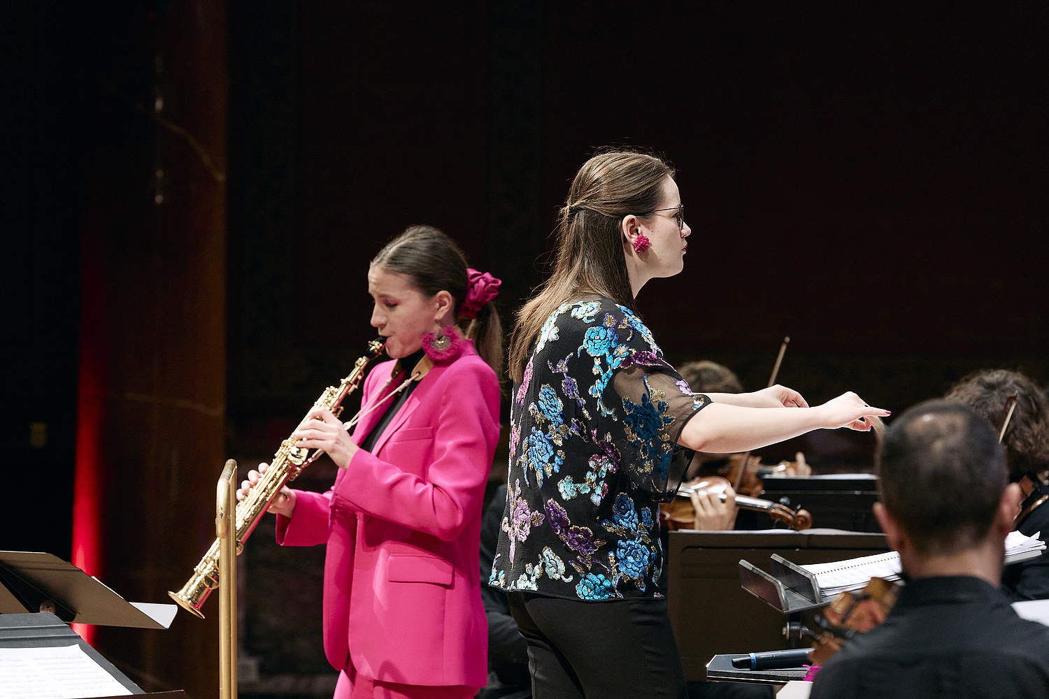 © Dougados Magali Aldo's Carnival family concert with conductor Zofia Kiniorska and saxophonist and artist in residence with the Orchestre de la Suisse Romande Valentine Michaud, playing on the Victoria Hall stage.
