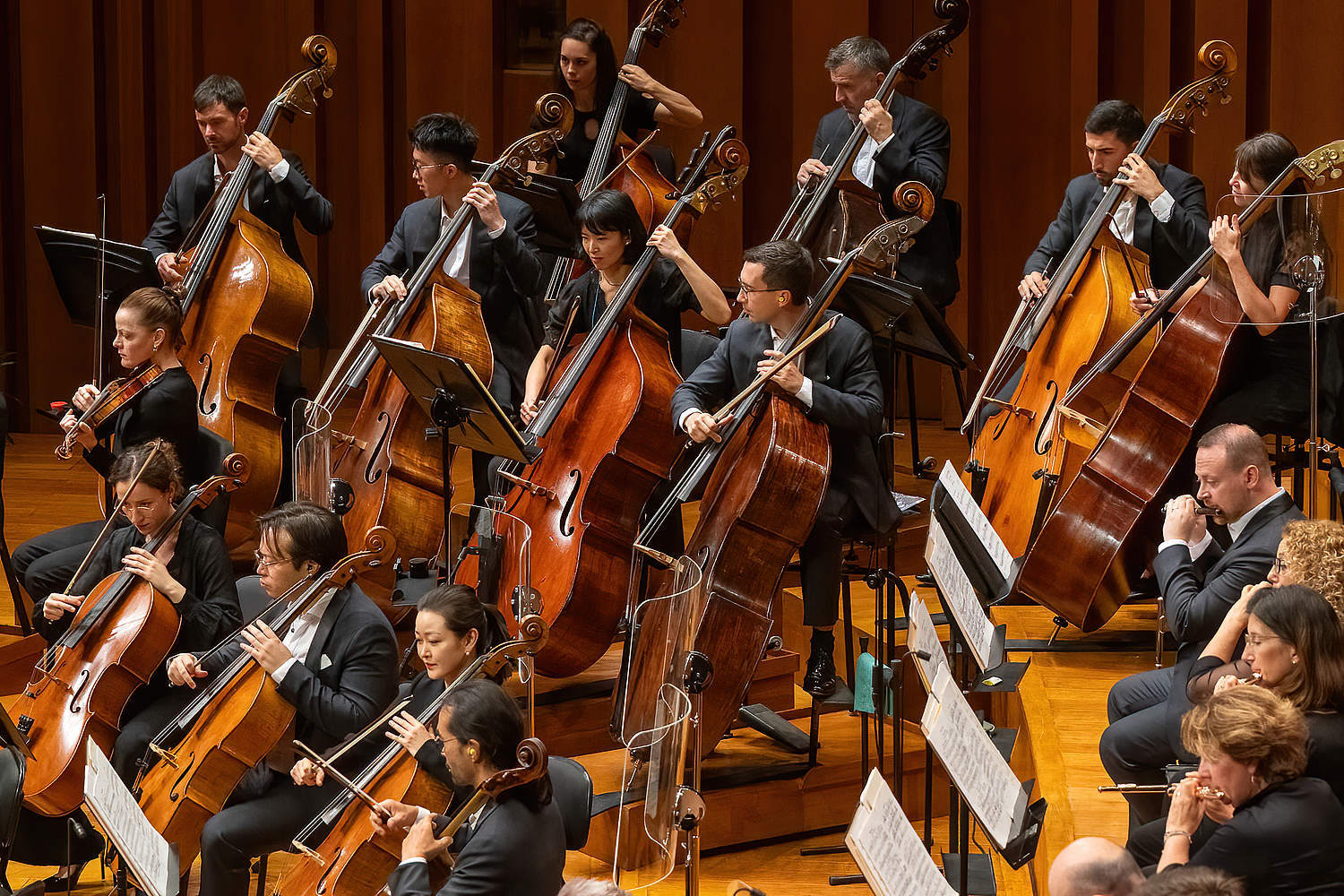 © Jeremy Xie The Orchestre de la Suisse Romande on tour at the National Center for the Performing Arts in Beijing with pianist George Li and conductor Jonathan Nott